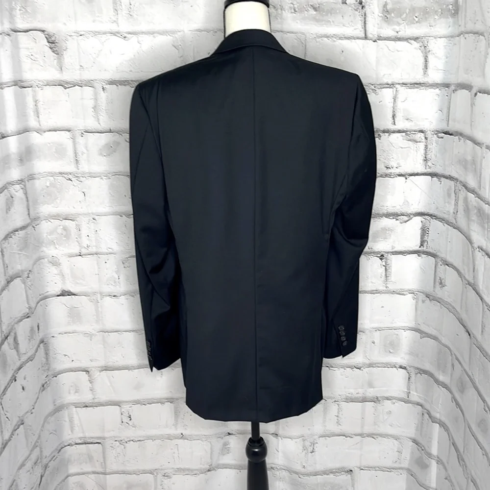 Burberry Men's Black Three-Button Wool Blazer